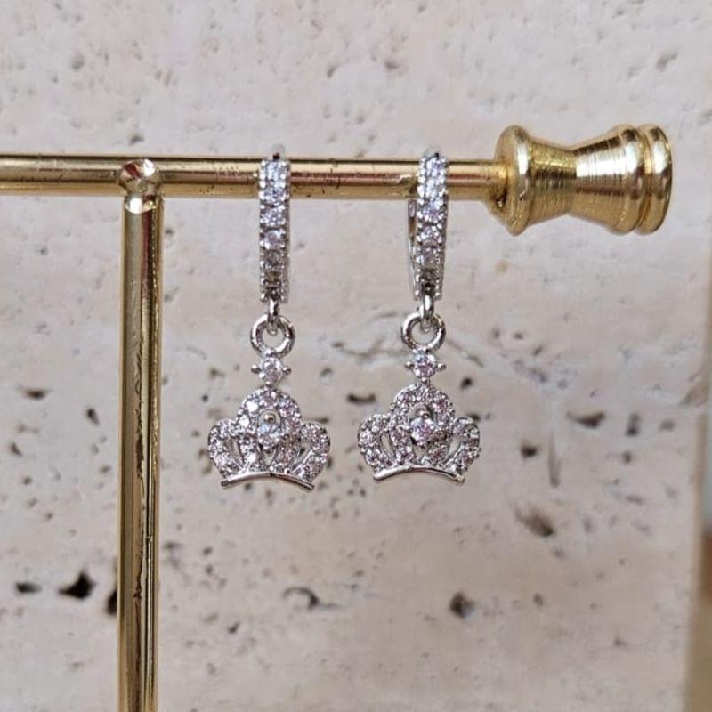 Brinco Argola Coroa Cravejada