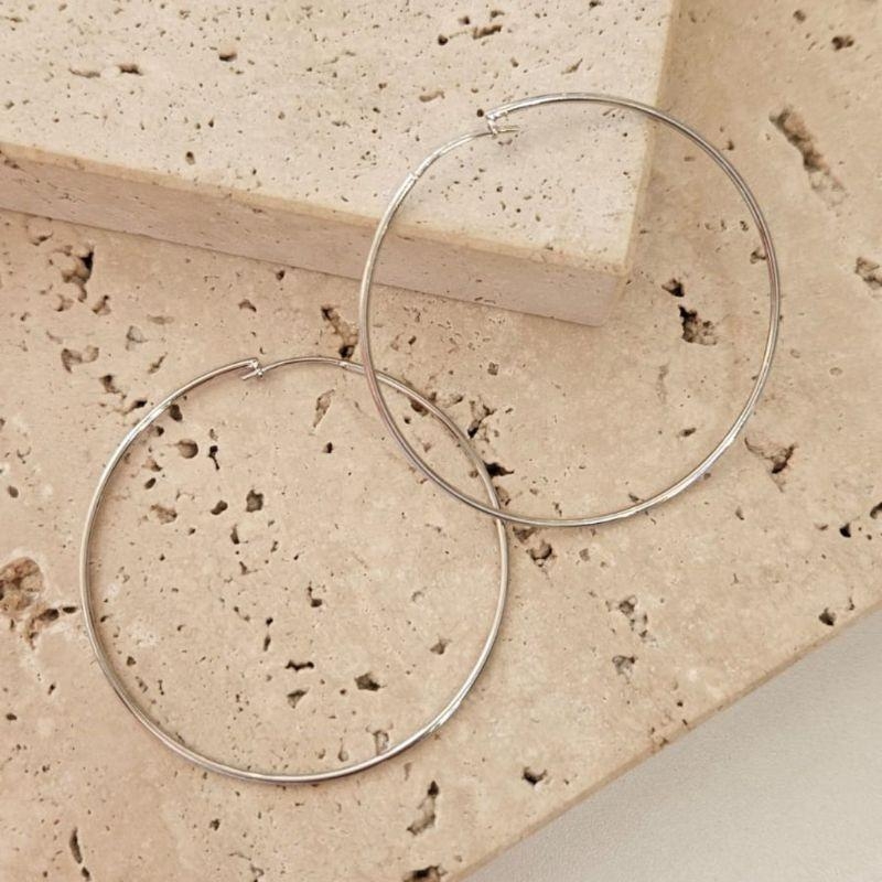 Brinco Argola Fina Tubo 5cm