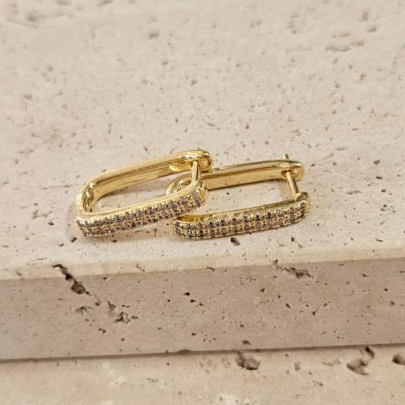 Brinco Argola Oval Cravejada Media