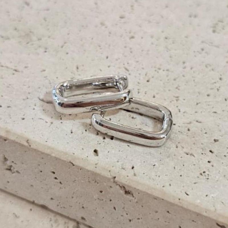 Brinco Argola Oval Lisa Pequena