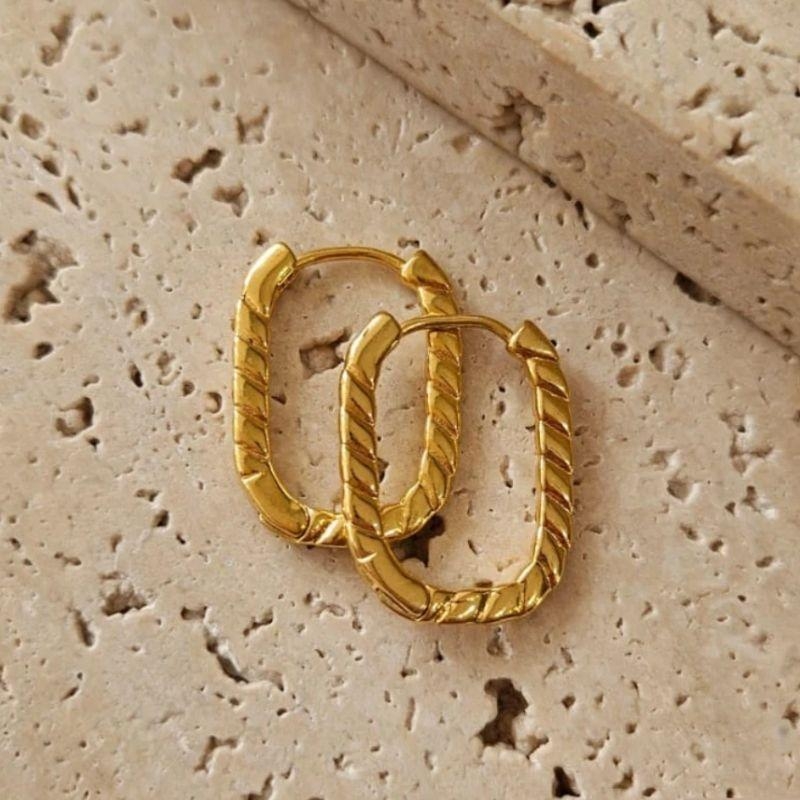 Brinco Argola Retangular Riscada