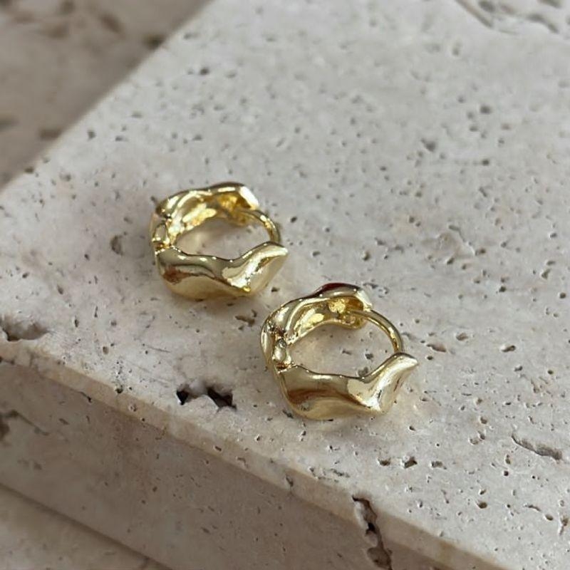 Brinco Argola Torcida Mini