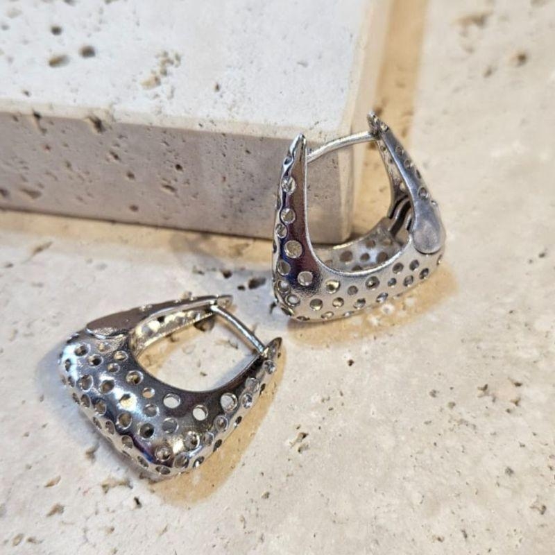 Brinco Argola Triangular Poa Gde