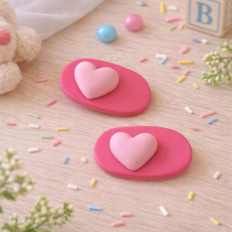 Presilha Bico de Pato Coração Par