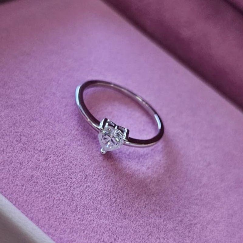 Anel Solitario Coração Moissanite Prata