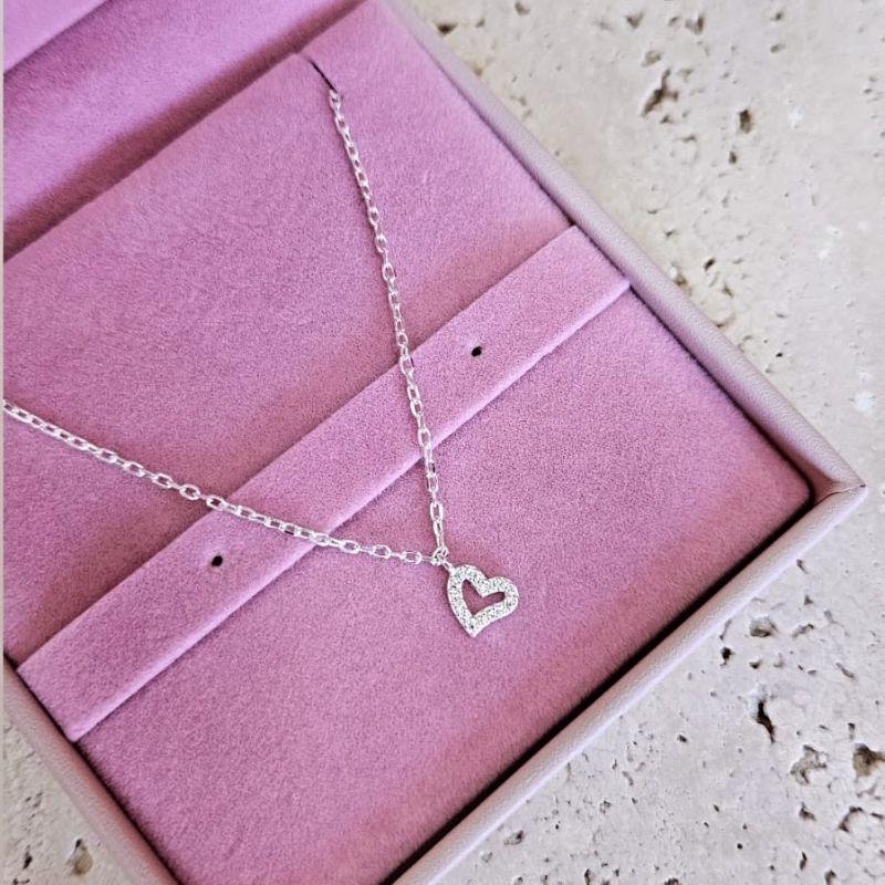 Choker Cartier Coração Vazado Cravejado 40cm