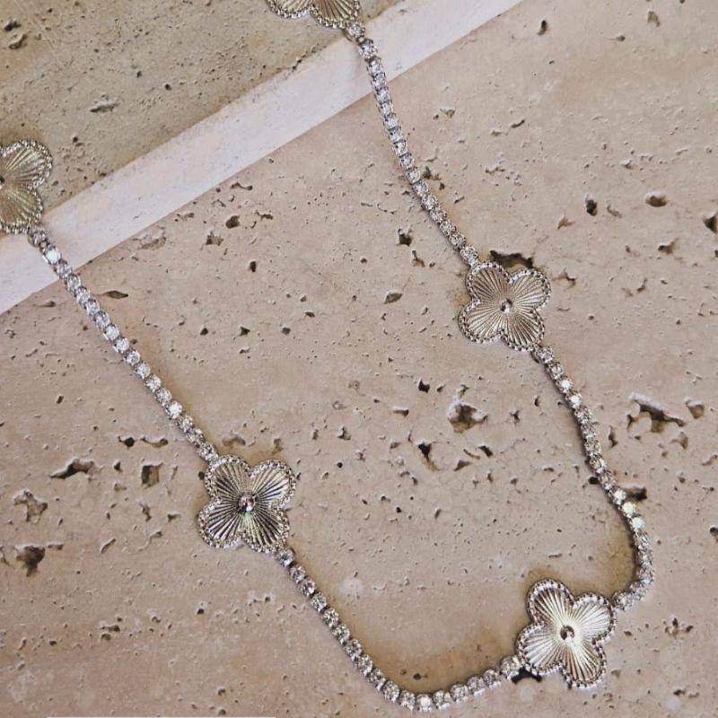 Choker Van Cleef Cravejada