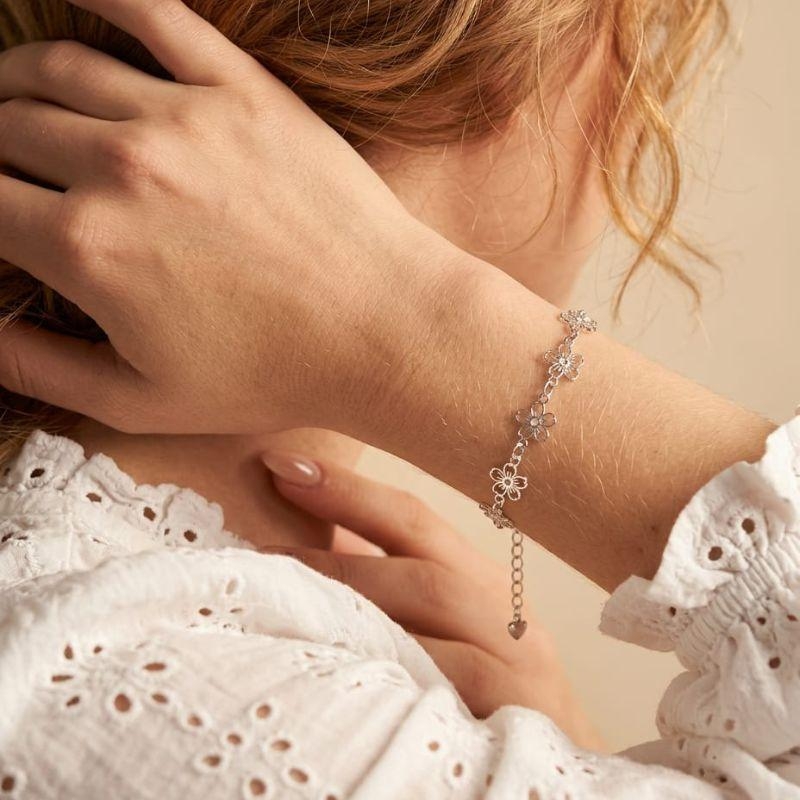 Pulseira Fio de Florzinhas 15cm + extensor