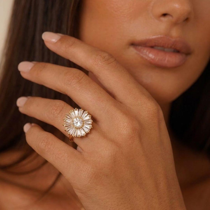 Anel Flor com Navete e Zirconia N17