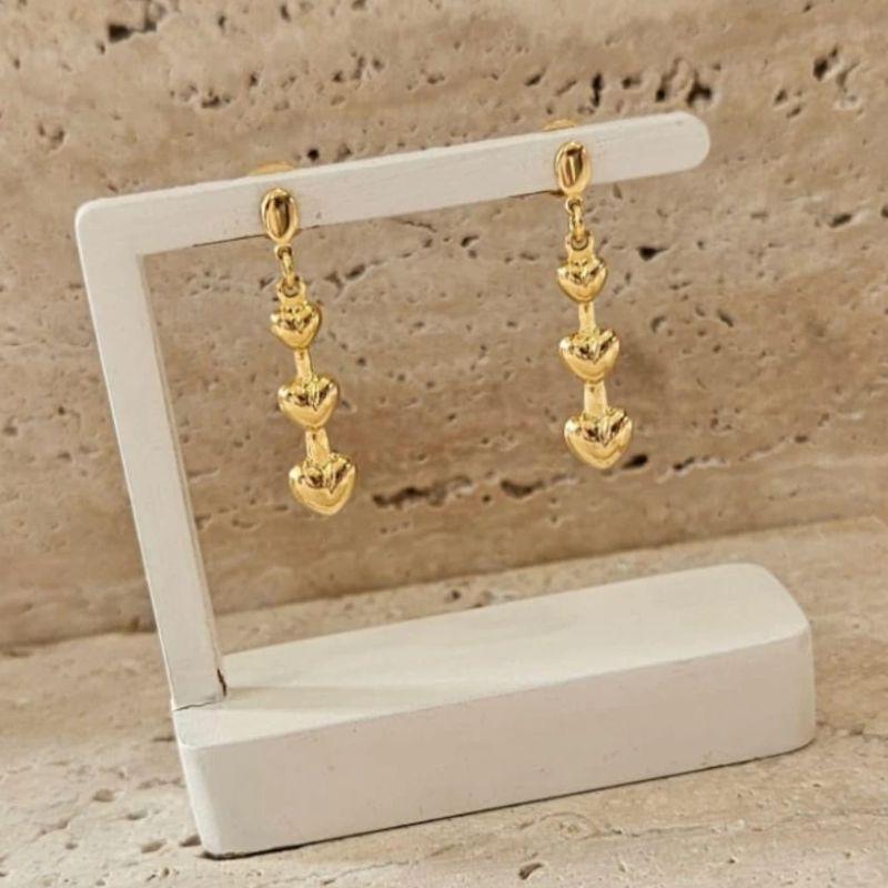 Brinco 3 Corações Pendurados