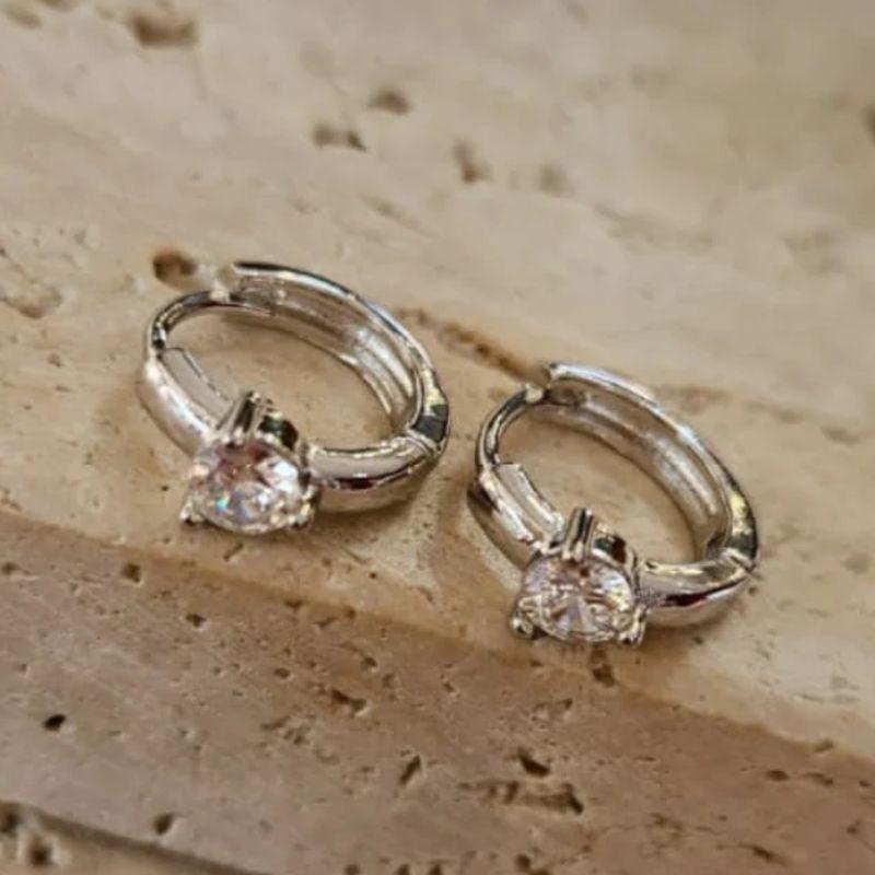 Brinco Argola Com Zirconia