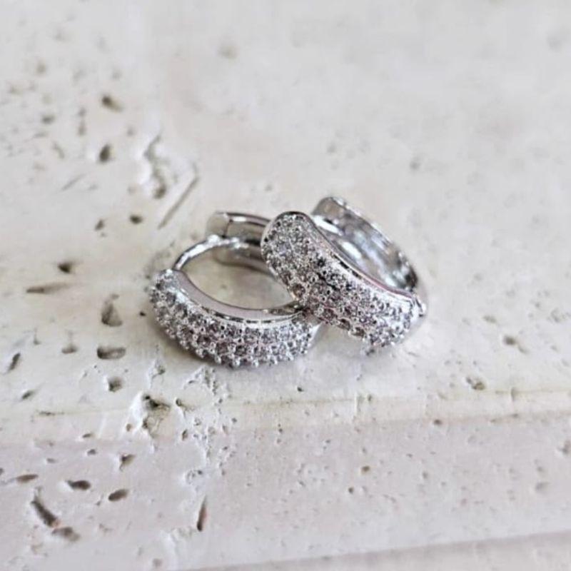 Brinco Argola Clic 3 Fileiras Cravejada