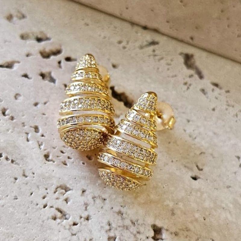 Brinco Colmeia Cravejada