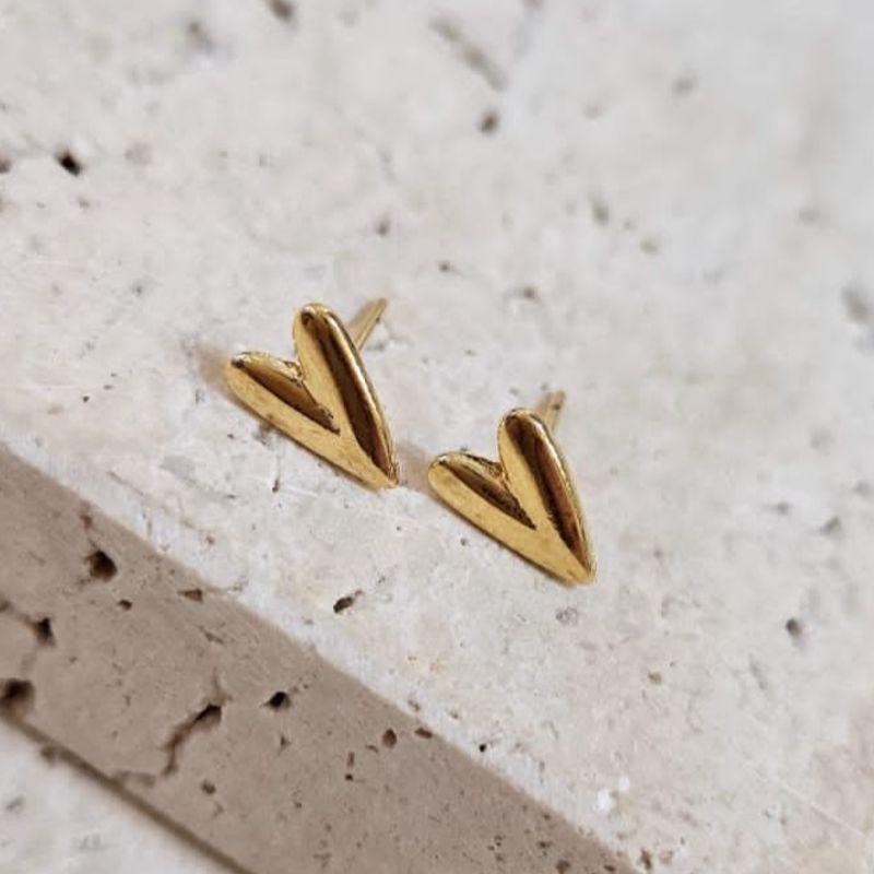 Brinco Coração Comprido Mini