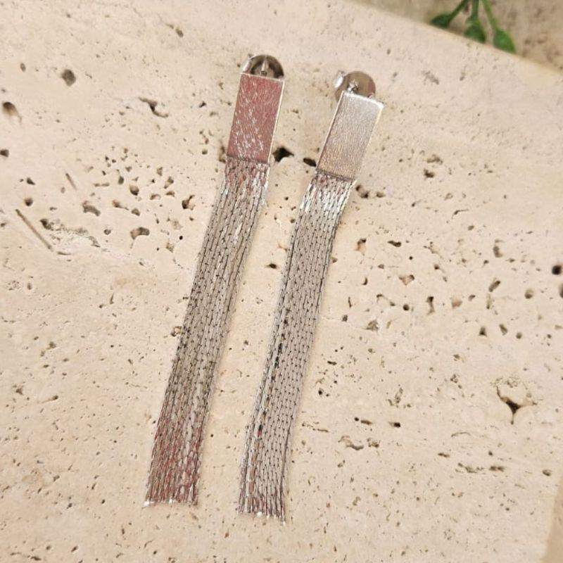 Brinco Franja com Base Retangular