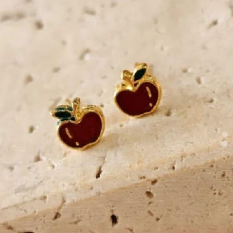 Brinco Maça com Resina