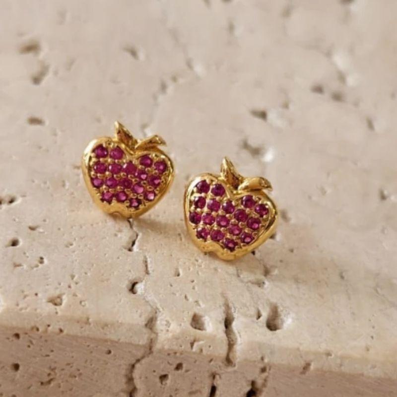 Brinco Maça Cravejada