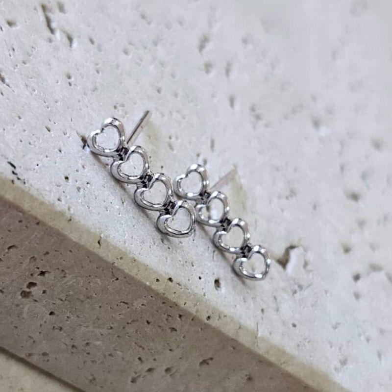 Brinco Tres Corações Fixo