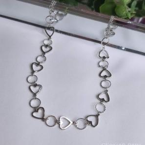 Choker Corações  Vazados e Circulos
