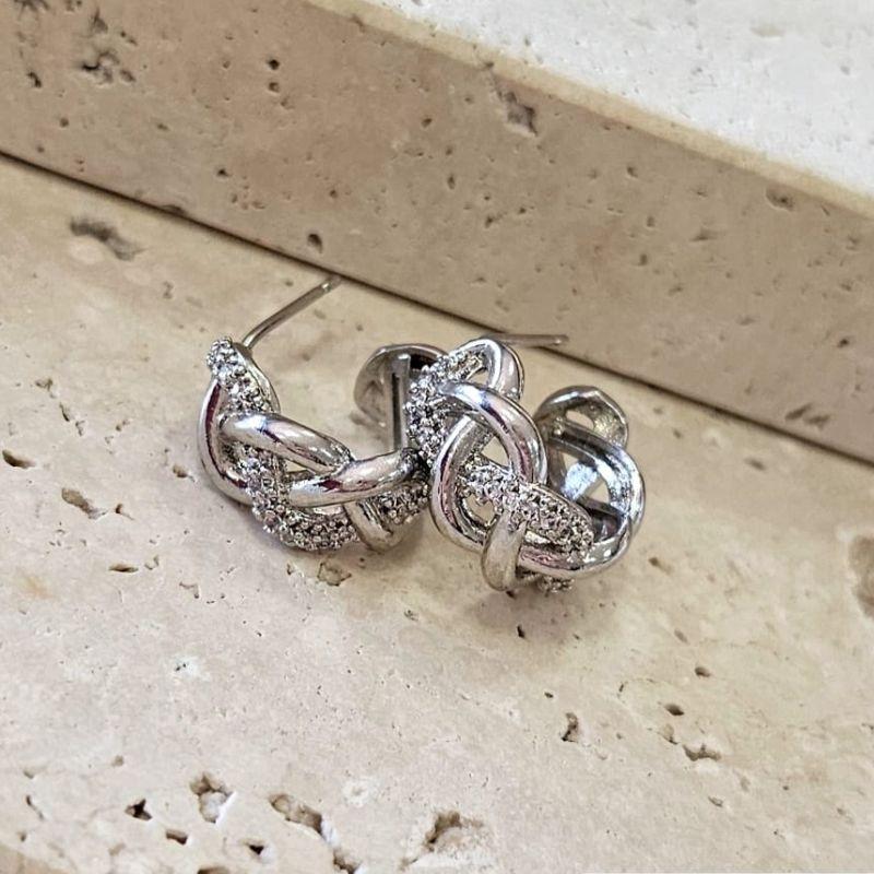 Brinco Argola Corrente e Zirconias