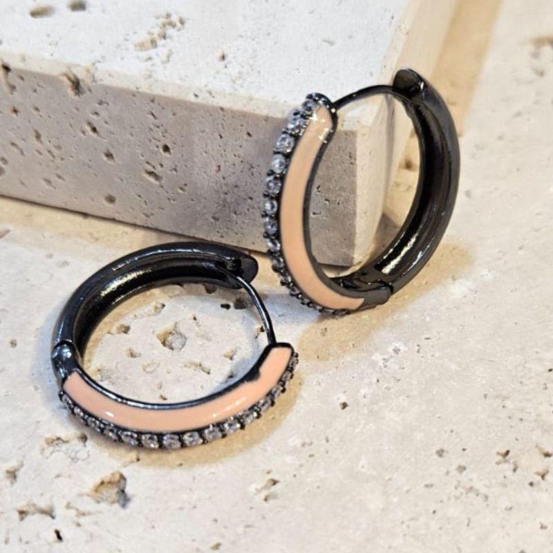 Brinco Argola Esmaltada com Micro Zirconia