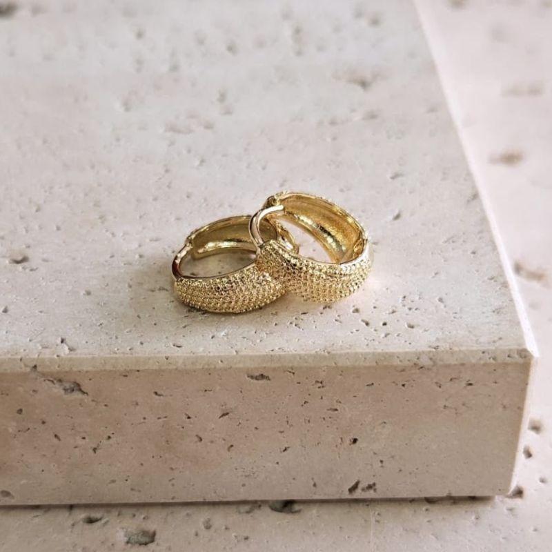 Brinco Argola Pontilhada Inteira Med