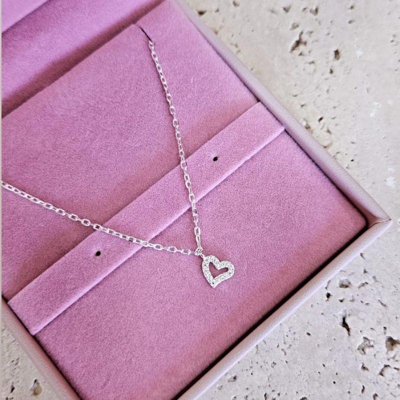 Choker Cartier Coração Vazado Cravejado 40cm