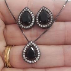 Conjunto Gota Pedra Central Colorida G