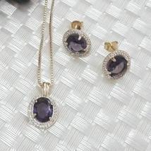 Conjunto Pedra Natural Roxa Cravejado de Zirconia