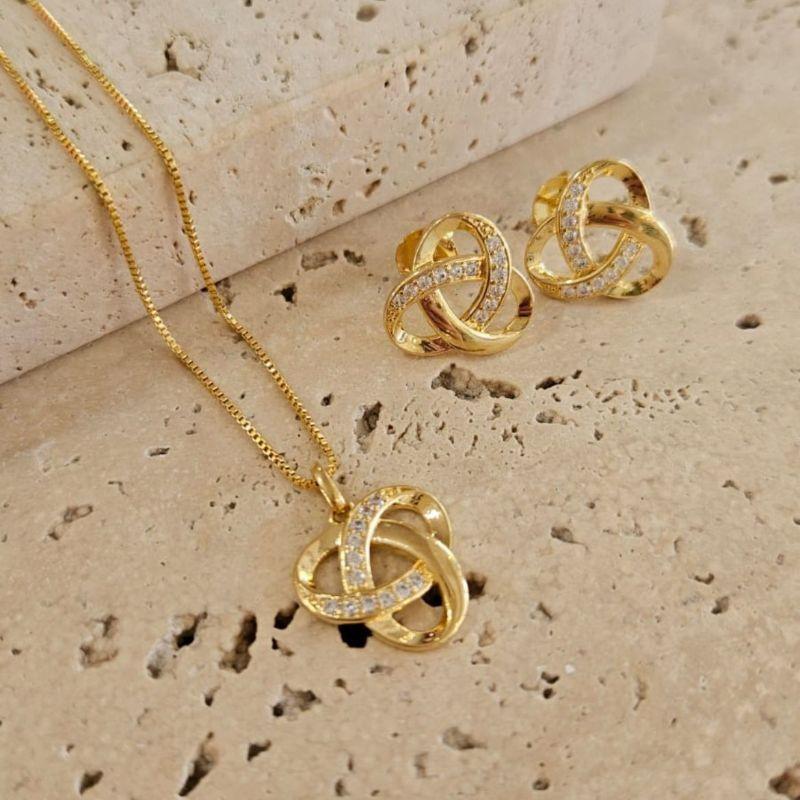 Conjunto Tres Aros Cravejado 45cm