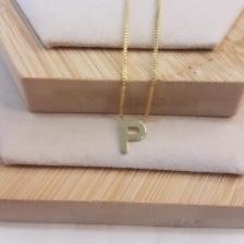 Gargantilha Letra P Mini