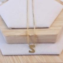 Gargantilha Letra S Mini