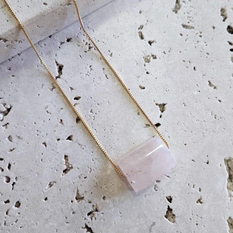 Gargantilha Pedra Natural Quartzo Rosa 45cm