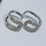 Piercing Oval Cravejado R