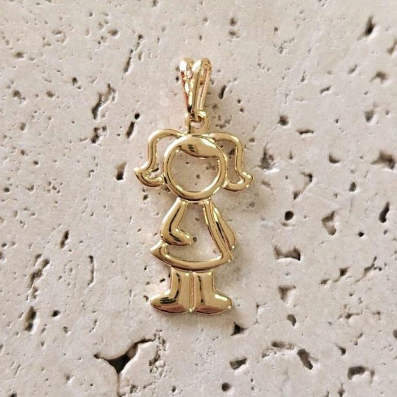 Pingente Menina Vazada (2,2x1,2cm)