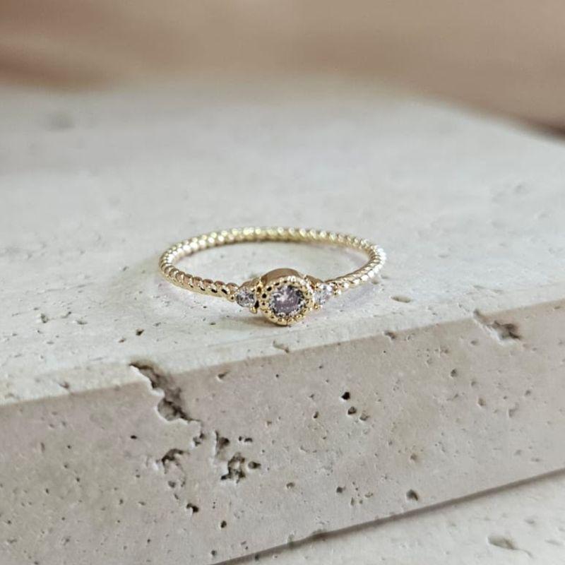 Anel 3 Zirconias Aro Torcido