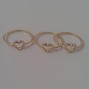 Anel Coração Solitario Vazado