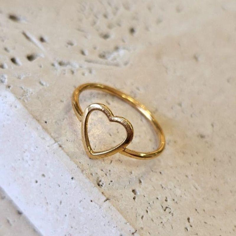 Anel Coração Vazado Pequeno