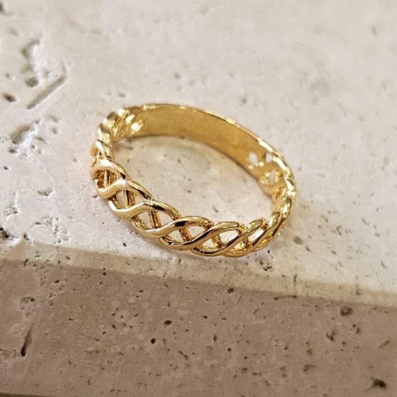 Anel Fios Entrelaçados