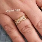 Anel Meia Aliança Navete e Zirconia 