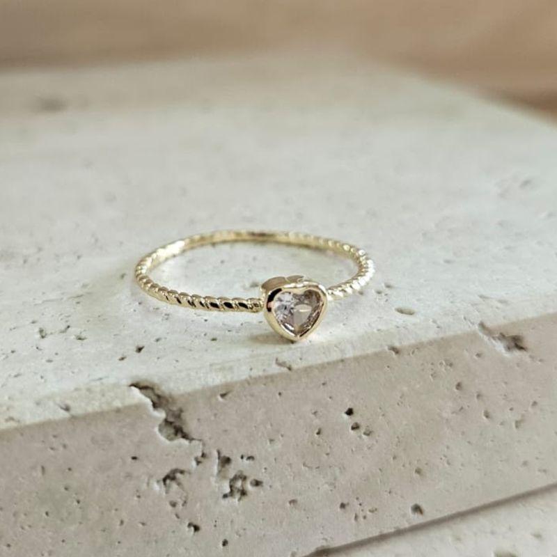Anel Solitario Coração Zirconia Mini Aro Texturizado
