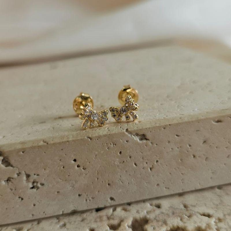 Brinco Micro Lacinho Cravejado