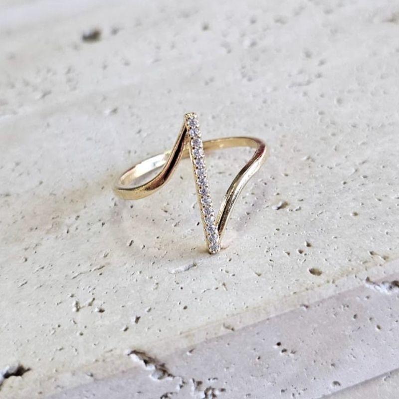 Anel Formato Z com Zirconias