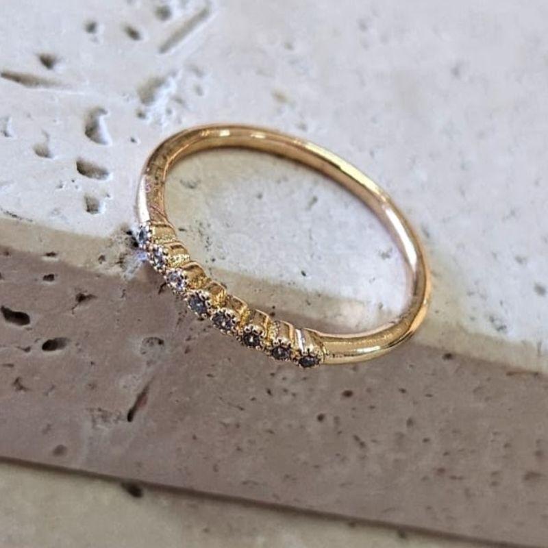 Anel Meia Aliança Mini Zirconia