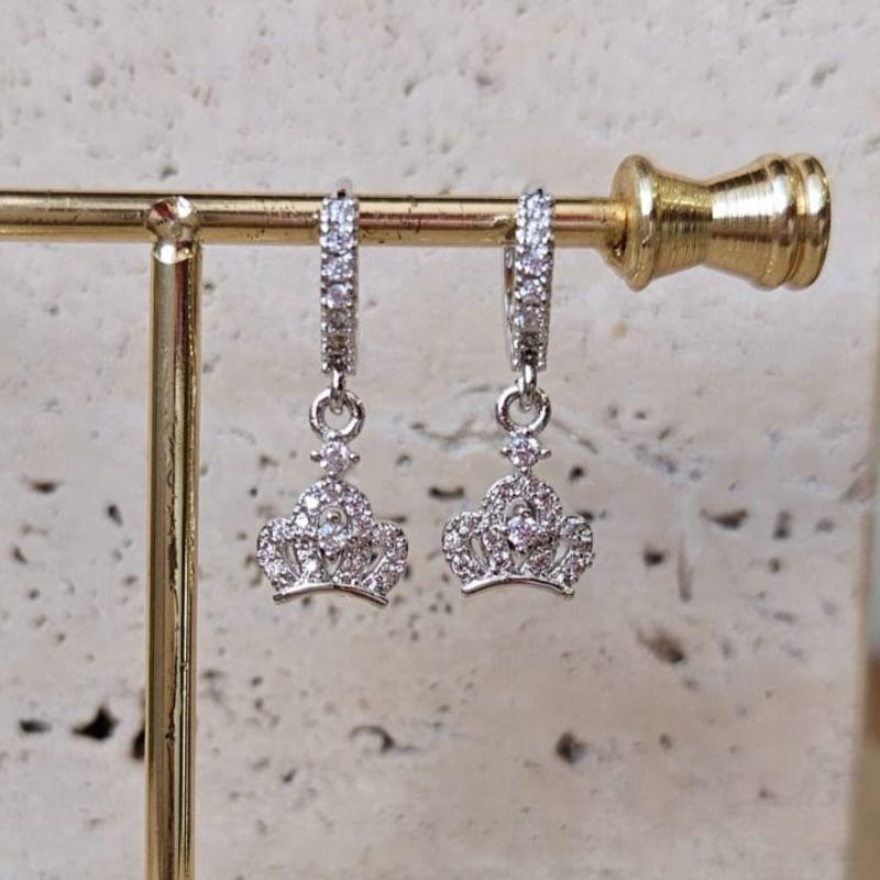 Brinco Argola Coroa Cravejada