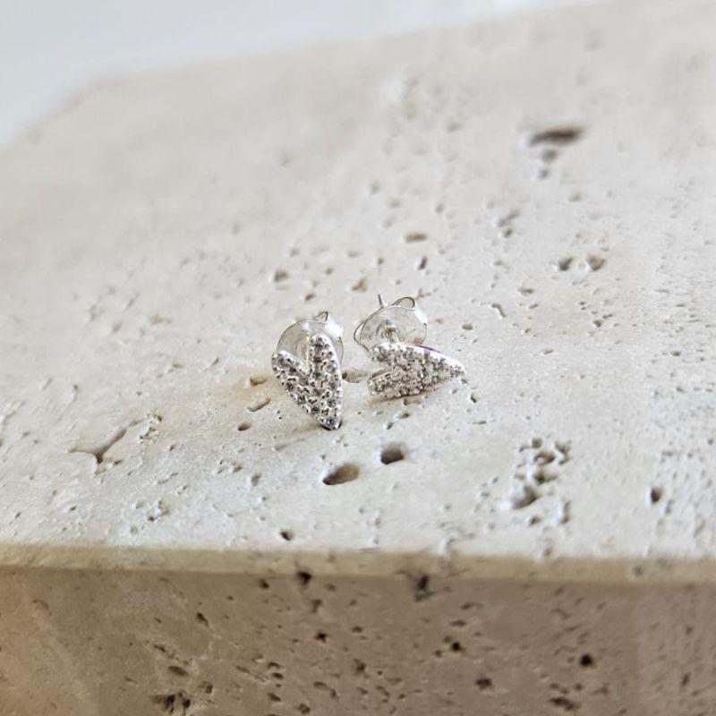 Brinco Coração Cravejado Prata M