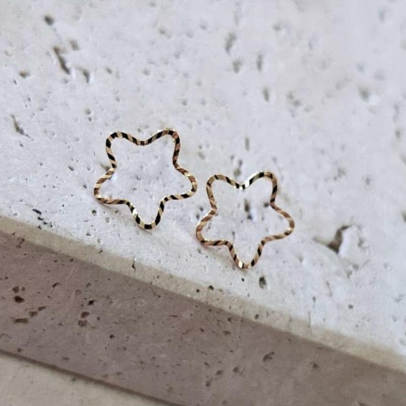 Brinco Estrela Frisada