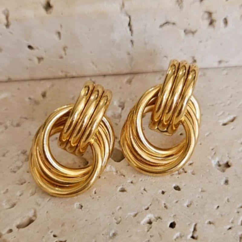 Brinco Fixo Entrelaçado