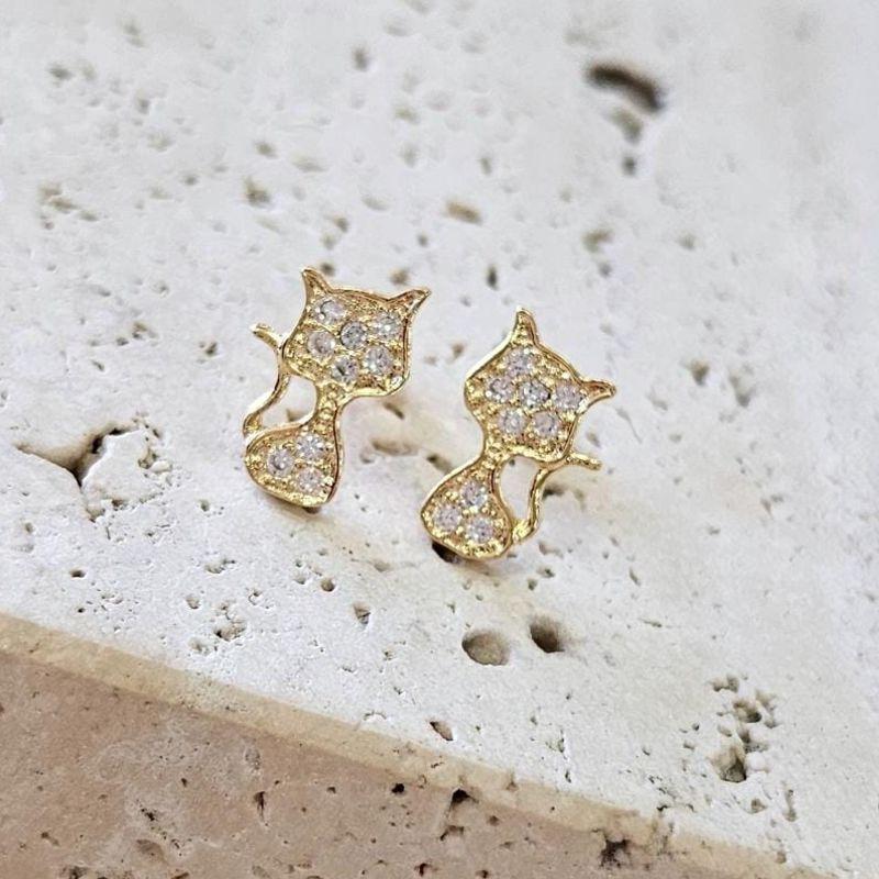 Brinco Gatinho Cravejado