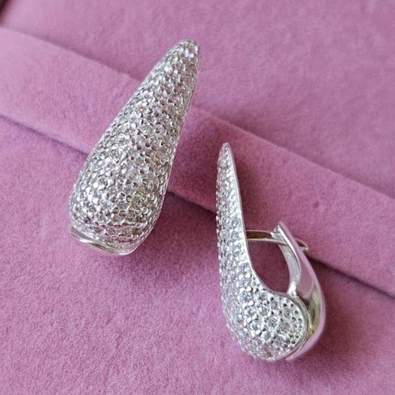 Brinco Gota Clic Moderna Cravejada Prata